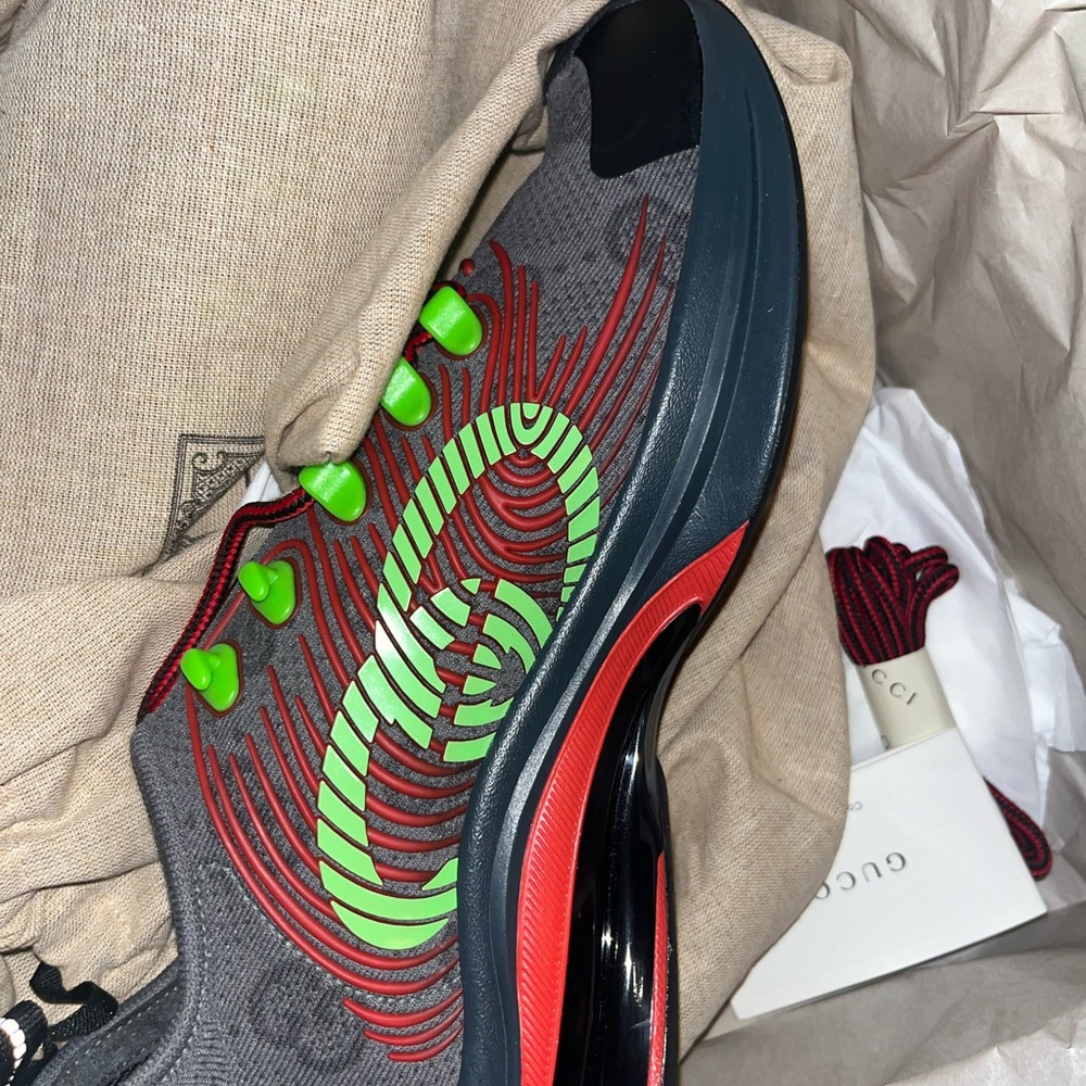 Gucci Black and Red Sneakers 9